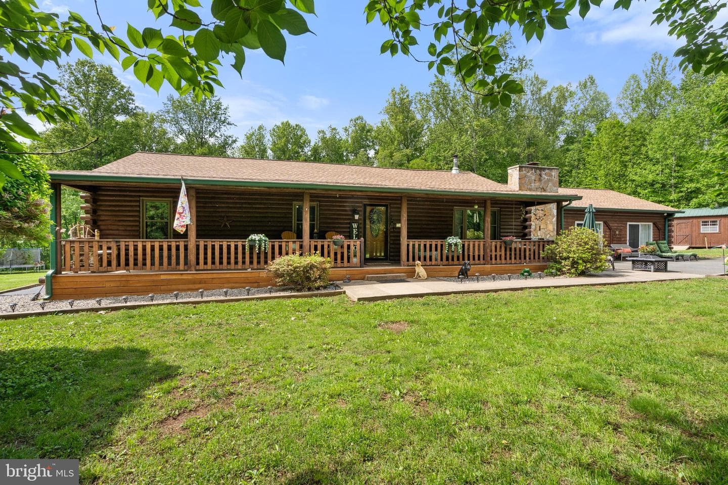 4162 Pinewood Lane photo 2