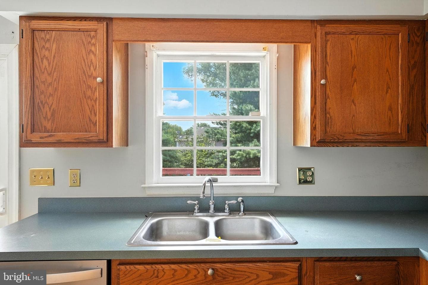 1600 Harrier Lane photo 10