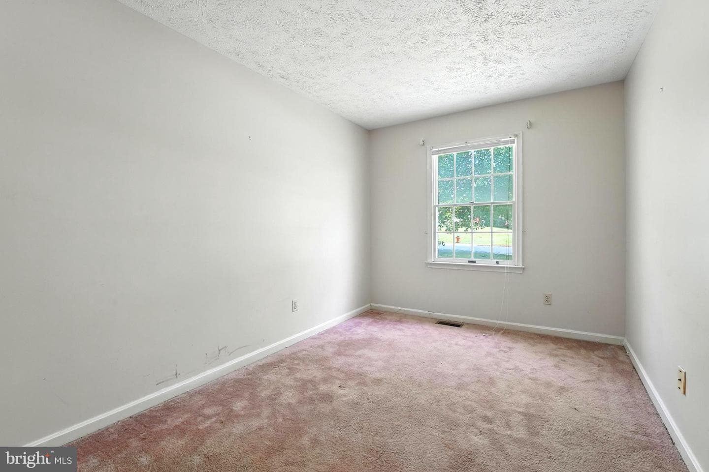 1600 Harrier Lane photo 12