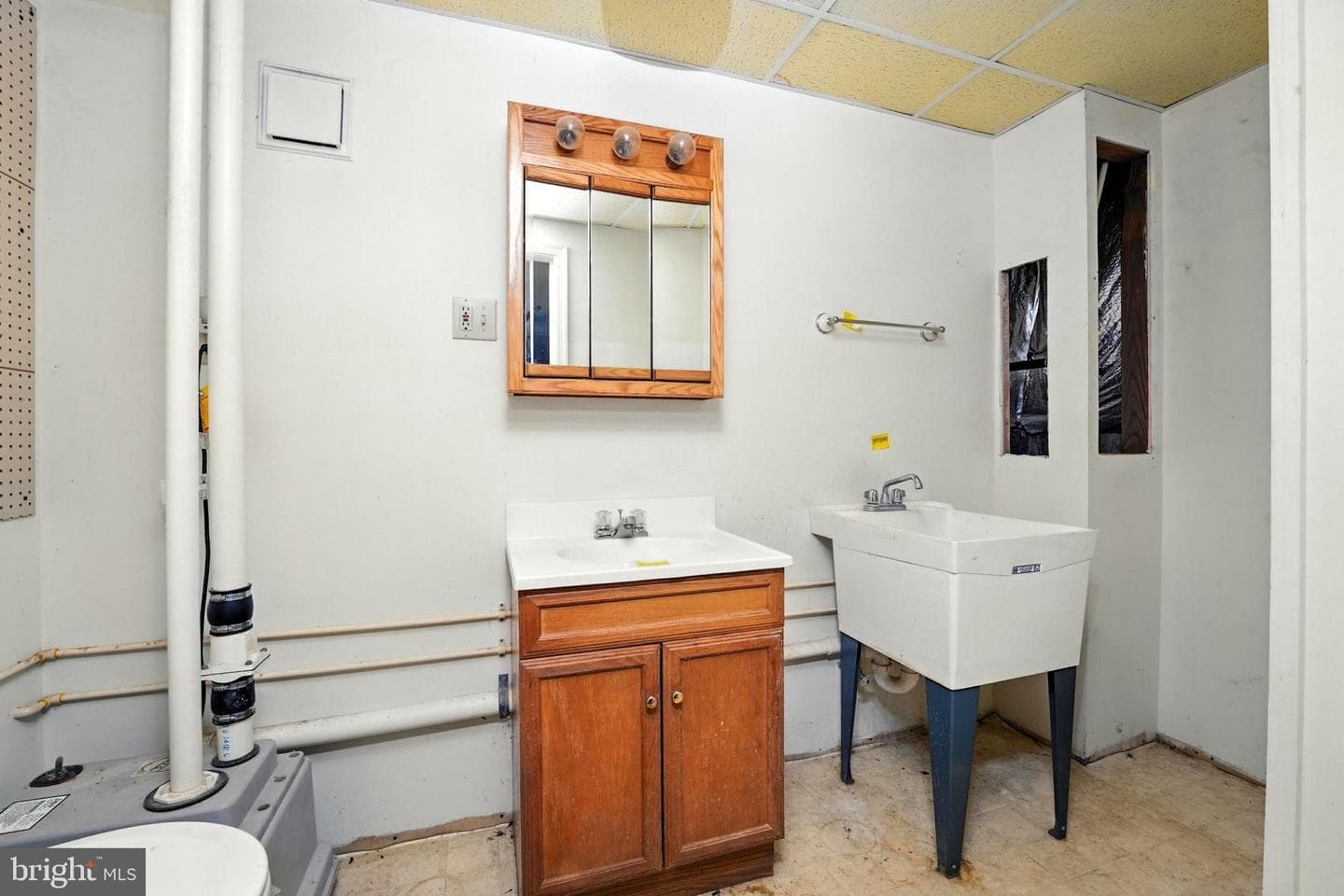 1600 Harrier Lane photo 25