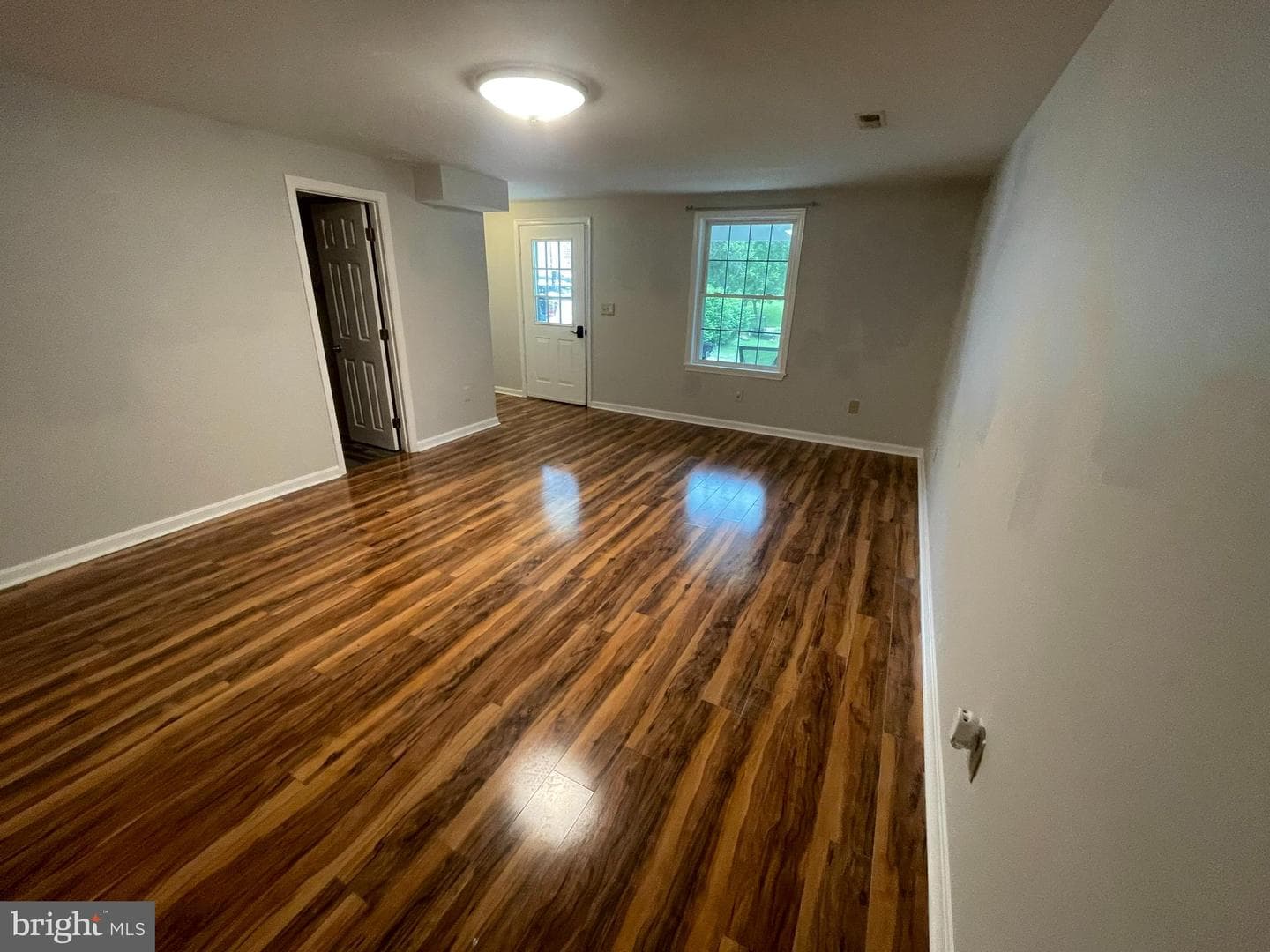 321 Spring Street photo 11