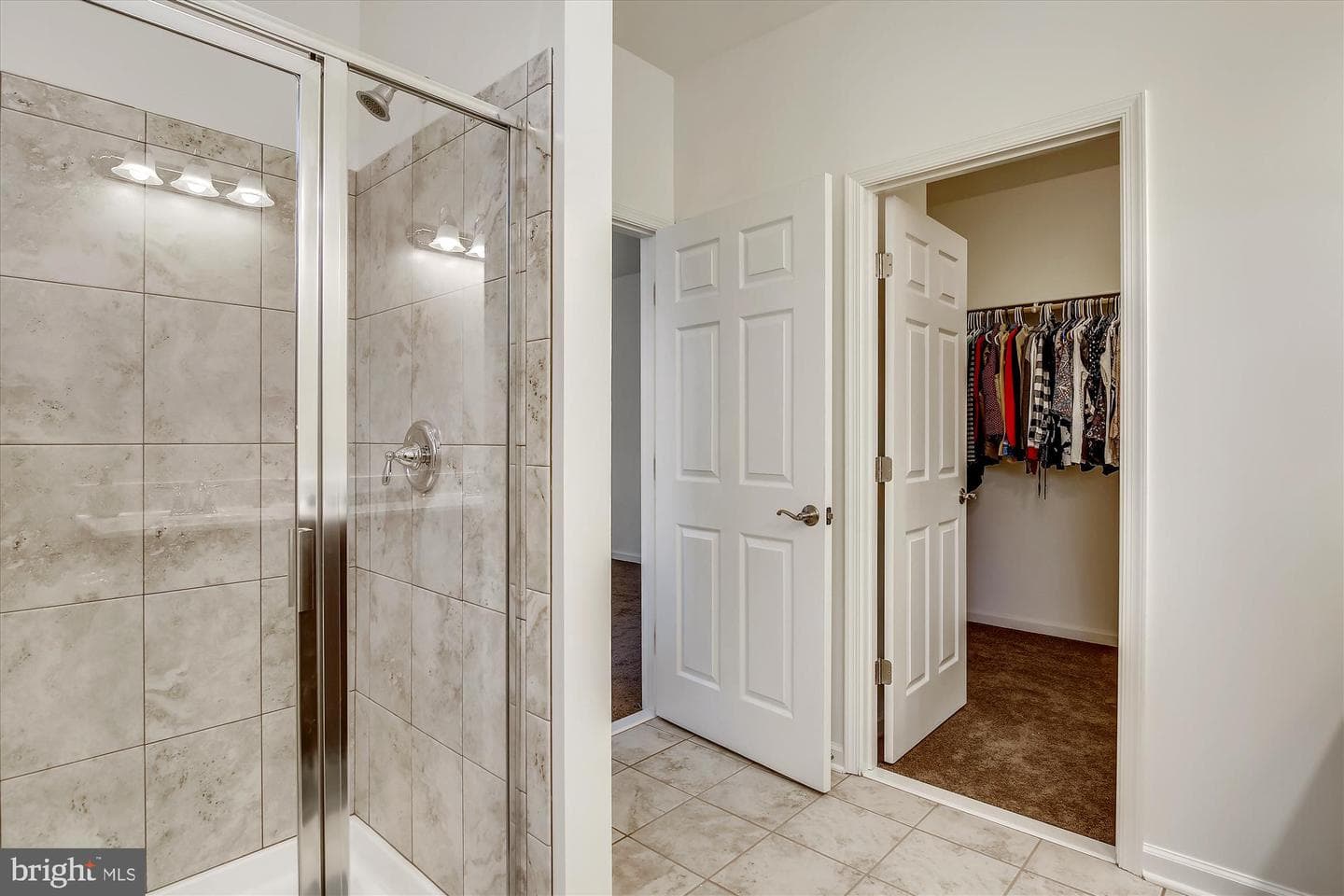 19116 Camden Lane photo 9