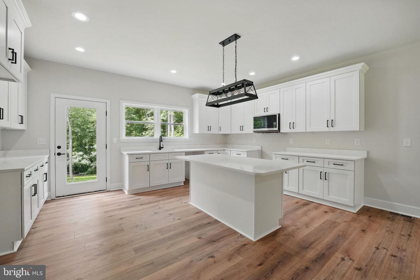 16355 Black Hill Road photo 11