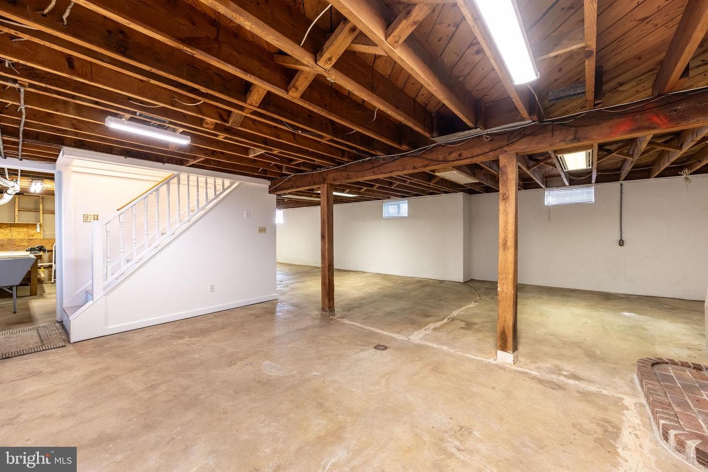 650 Yowell Drive photo 40