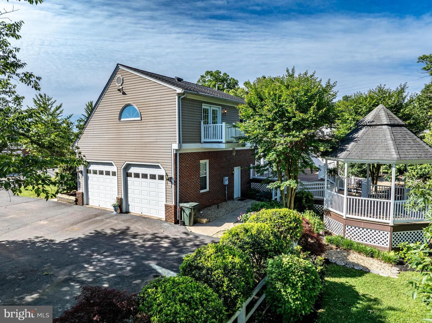 650 Yowell Drive photo 53