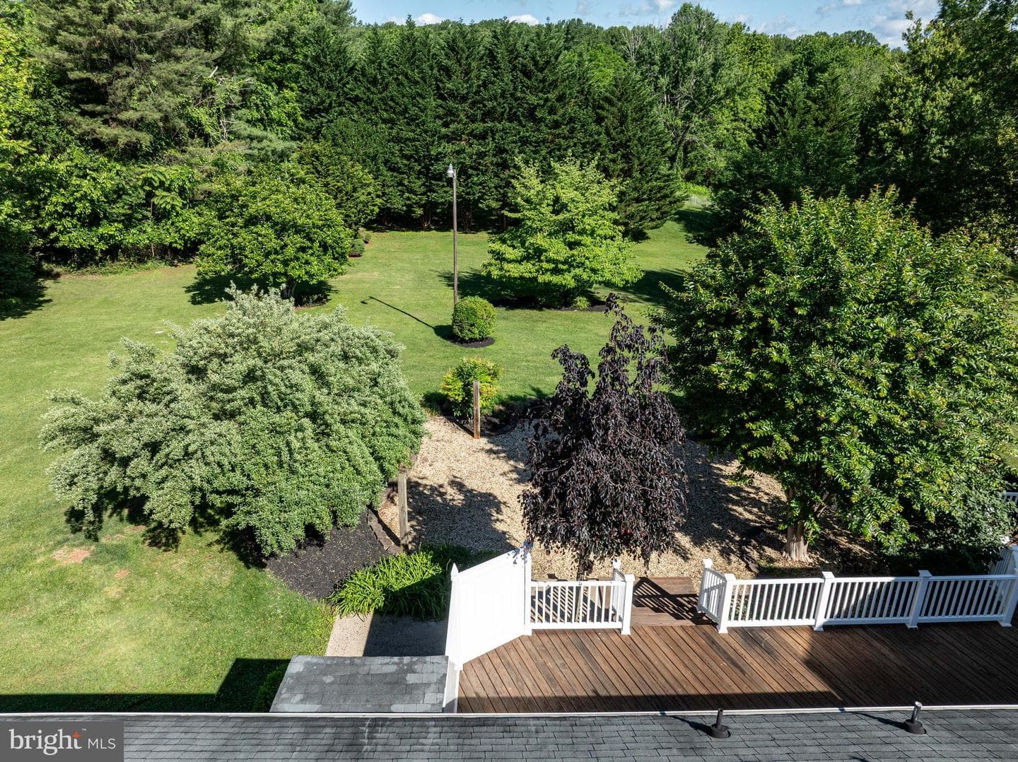 650 Yowell Drive photo 57