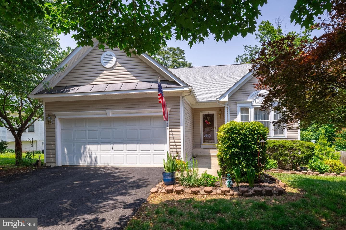 914 Riverdale Cir photo 25