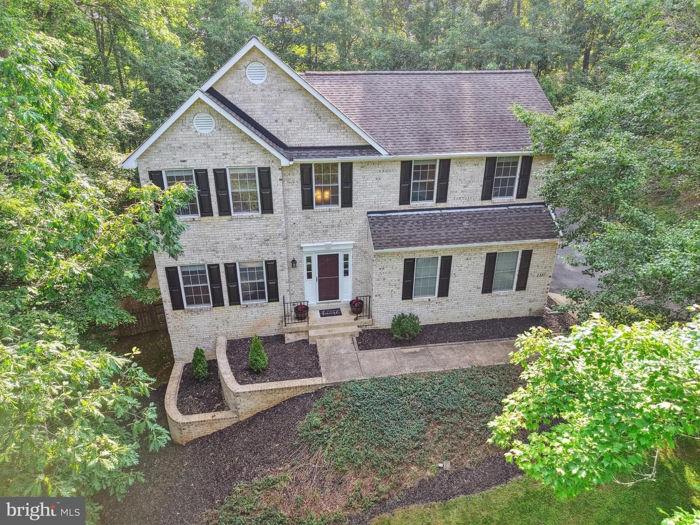 2357 Brighton Place photo 4