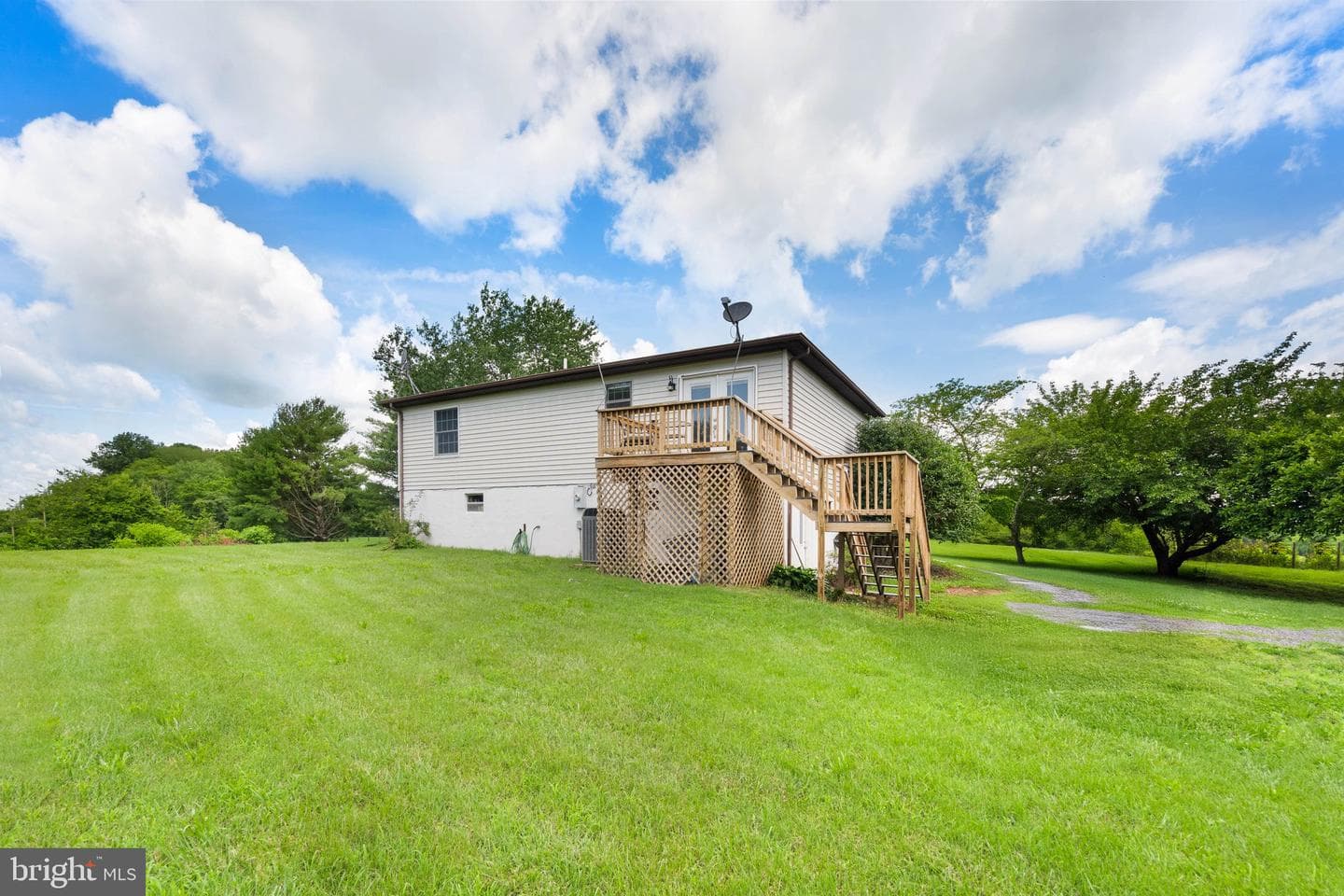 13474 Landons Lane photo 27