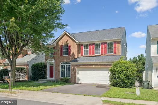 1025 Riverdale Circle photo 2