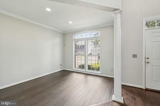 1025 Riverdale Circle photo 5