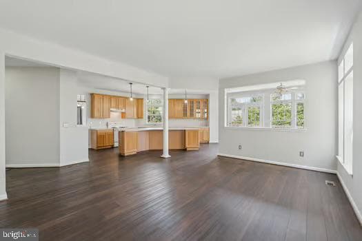 1025 Riverdale Circle photo 8