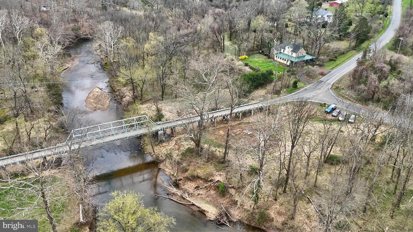 329 Old Bridge Road photo 69