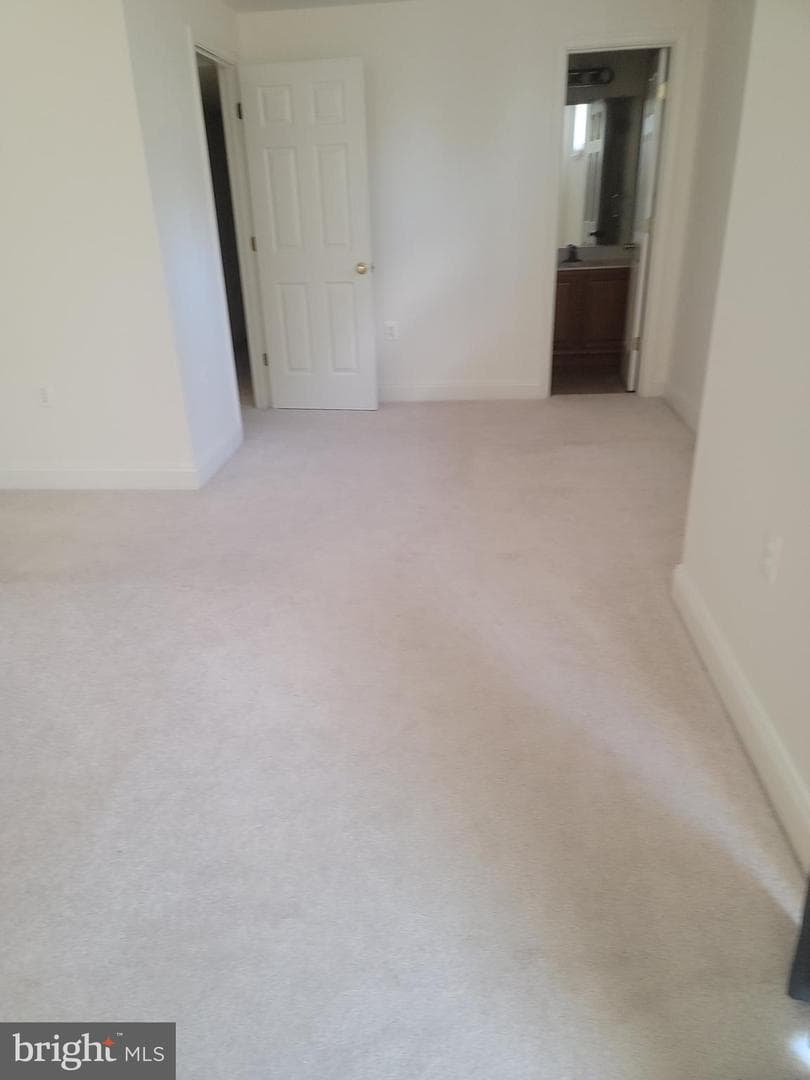 915 Virginia Avenue photo 22