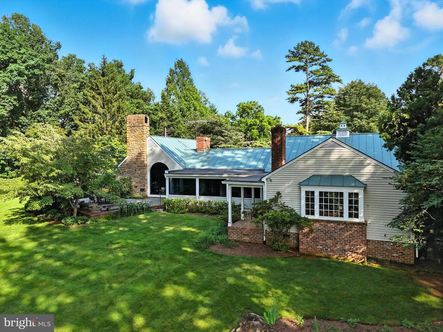 710 Zeuswyn Drive photo 35
