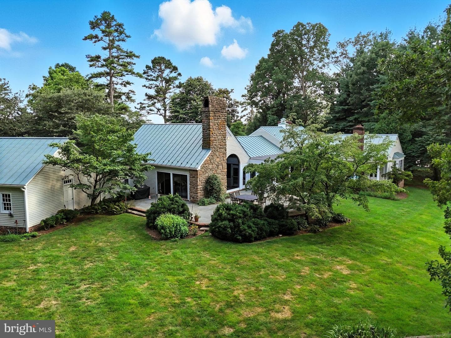 710 Zeuswyn Drive photo 36