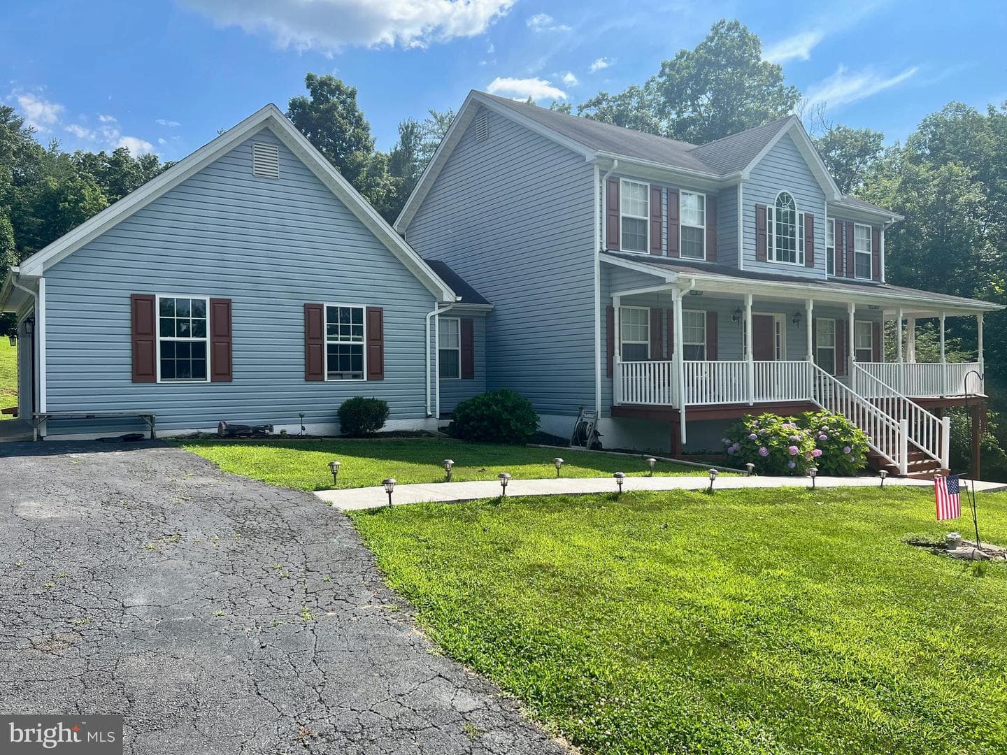 17034, 17030, 17046 Lee Highway, Amissville