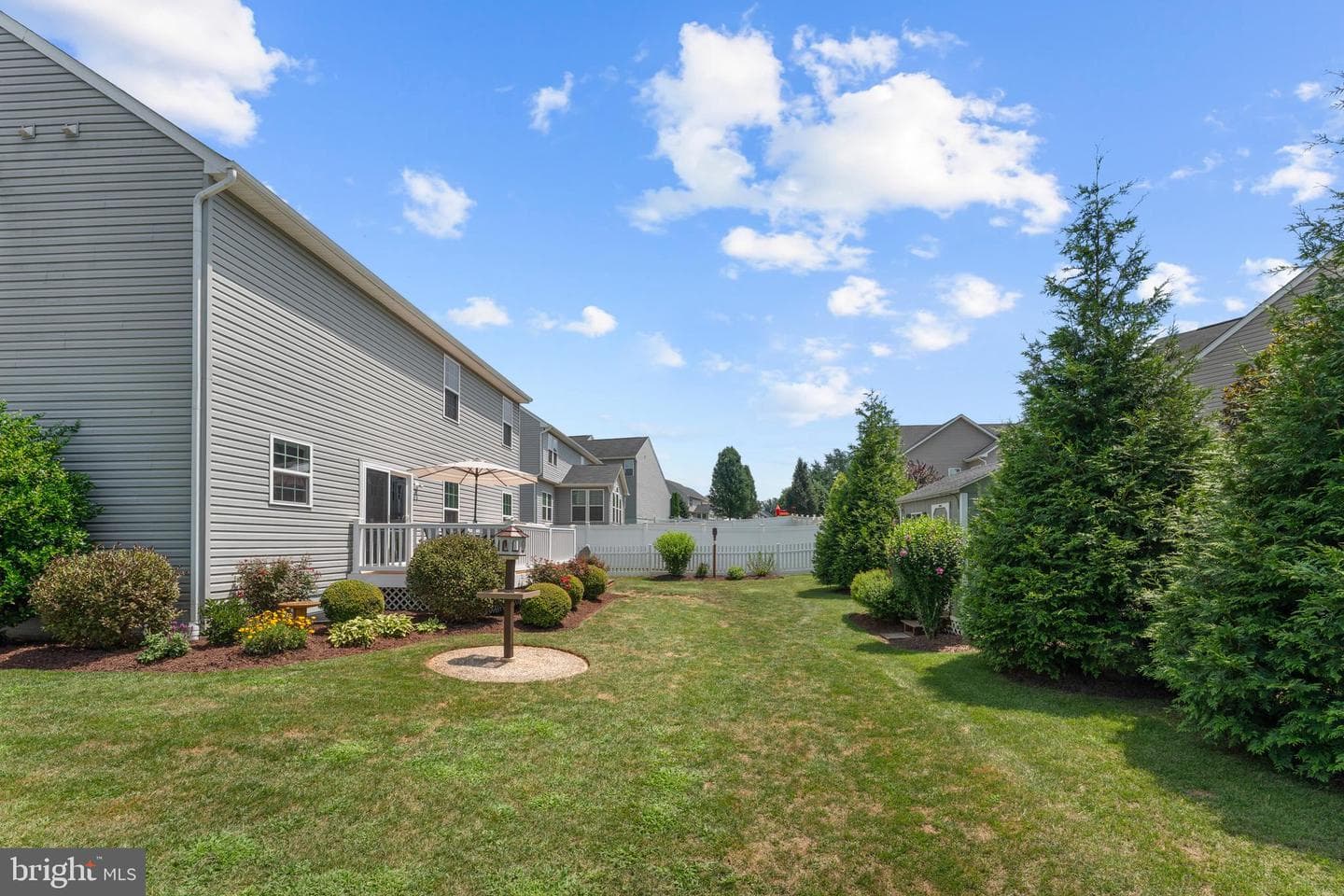 611 Kingsbrook photo 37