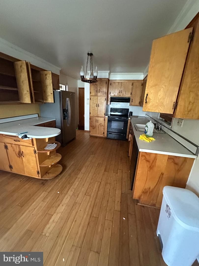 880 Hilltop Drive photo 5