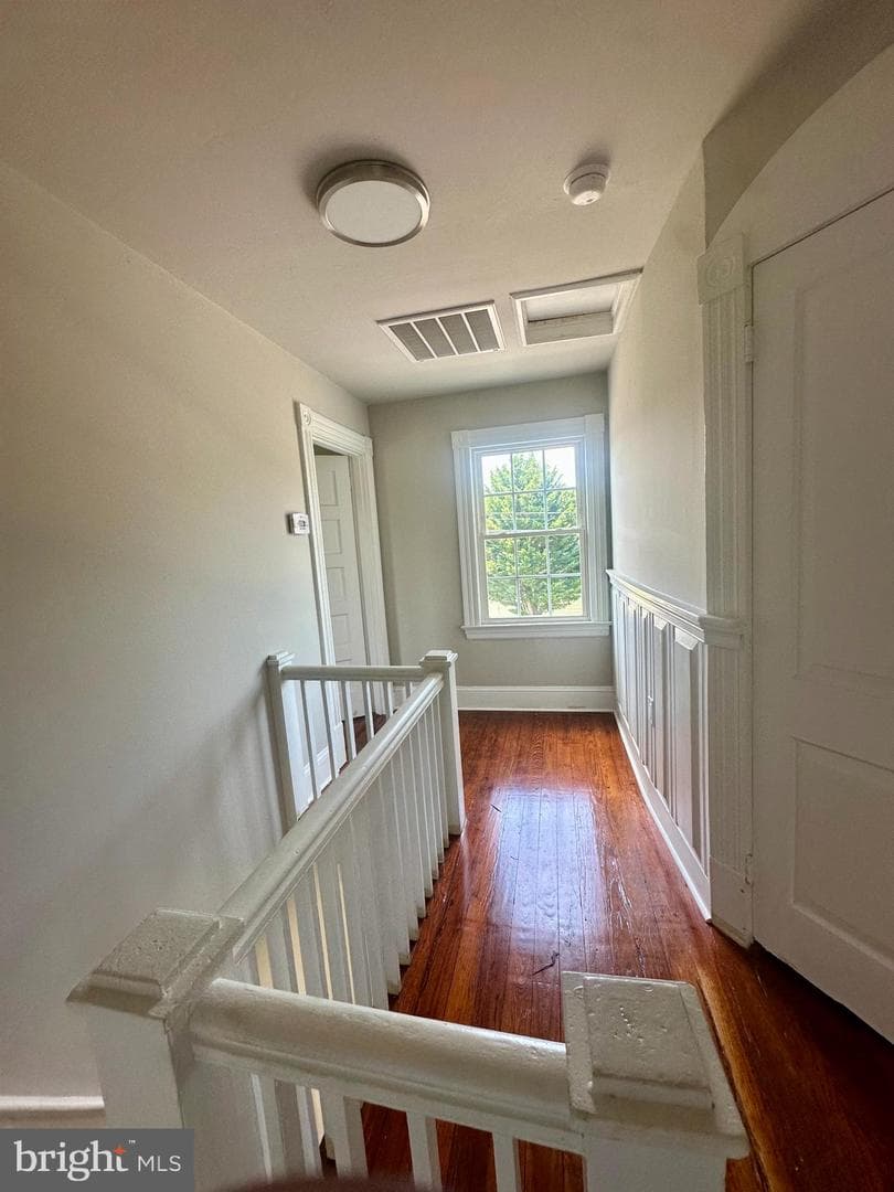 301 Virginia Avenue photo 12