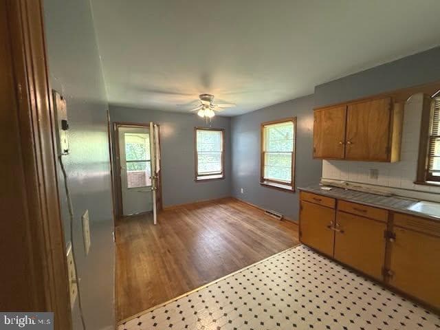9077 James Monroe photo 4