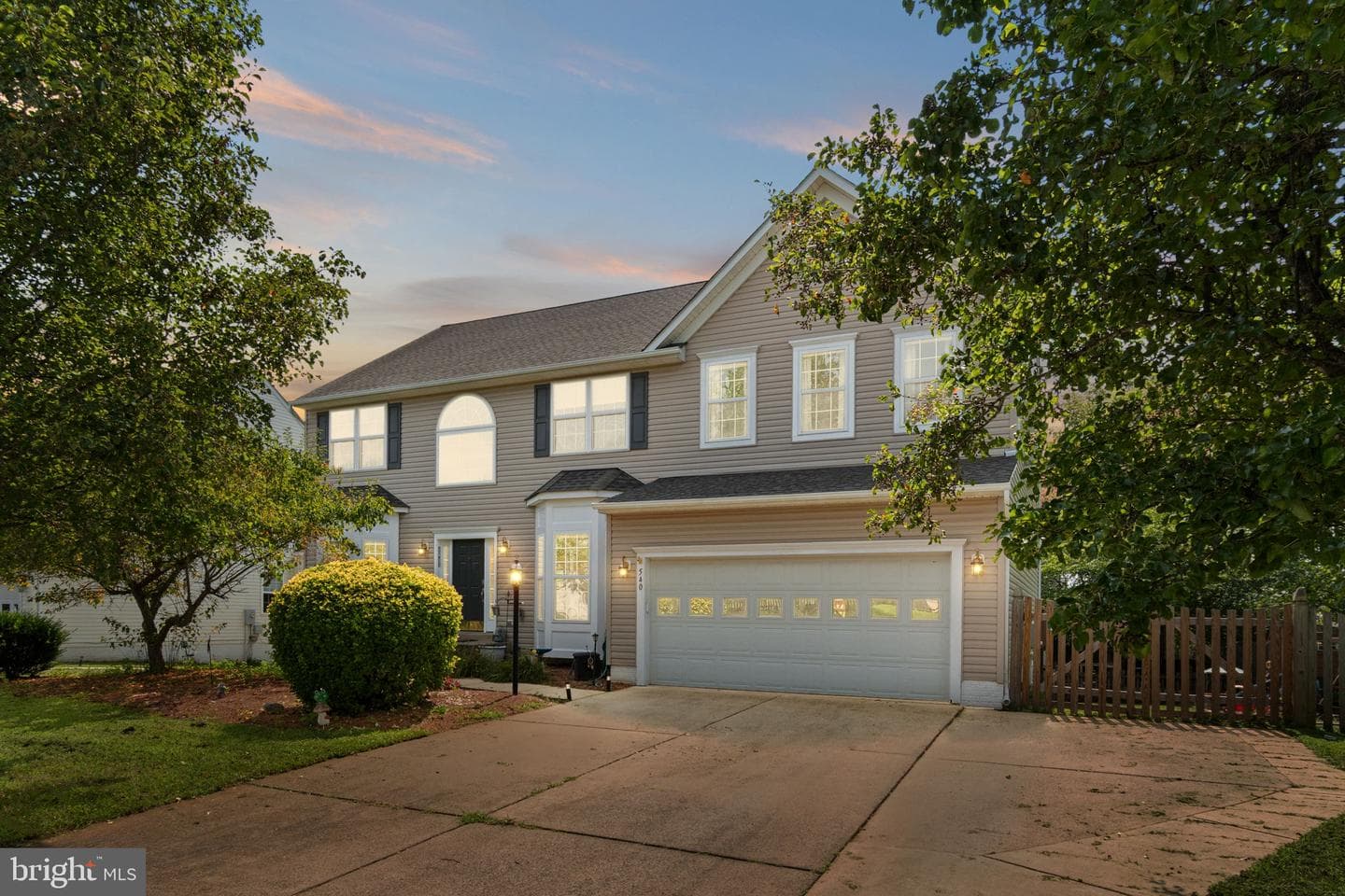 540 Greenbriar Drive photo 1