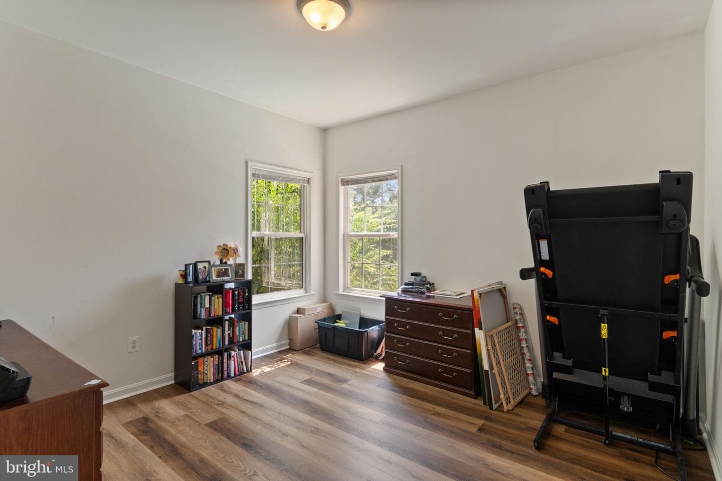 540 Greenbriar Drive photo 25