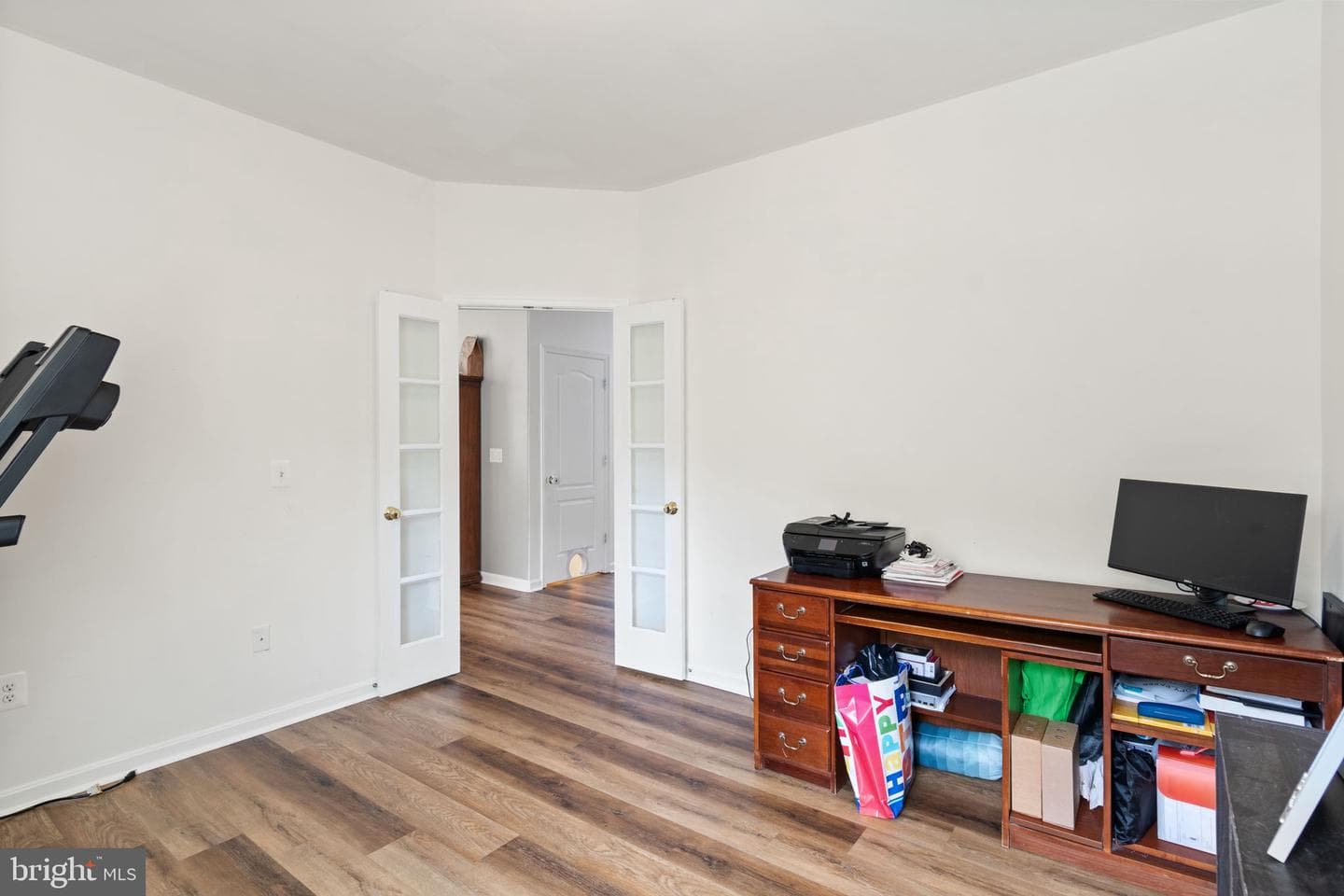 540 Greenbriar Drive photo 26