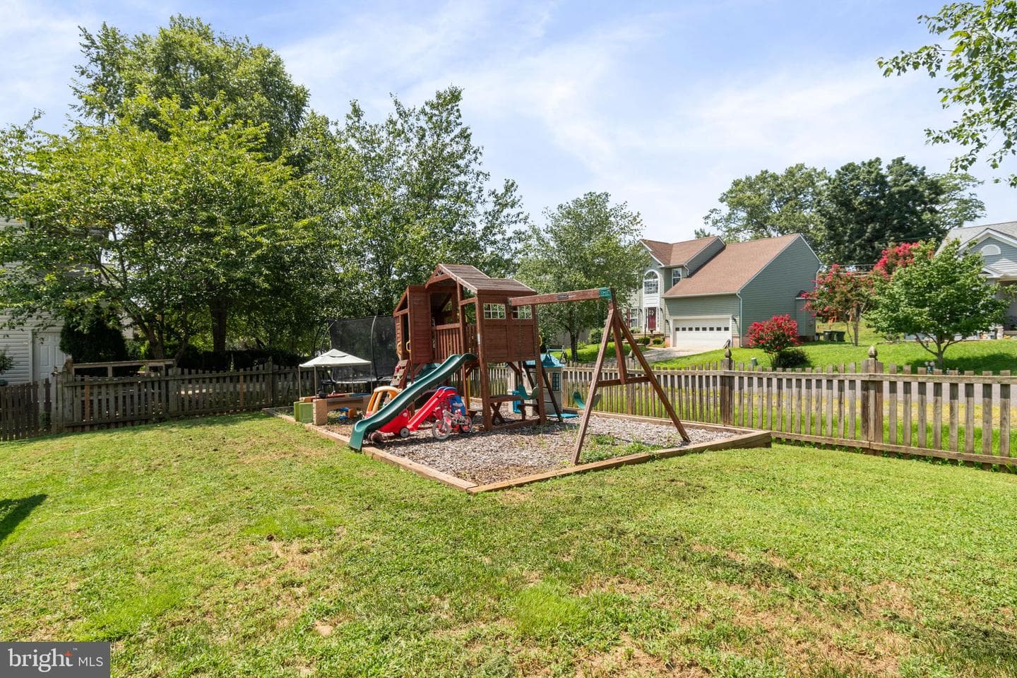 540 Greenbriar Drive photo 51