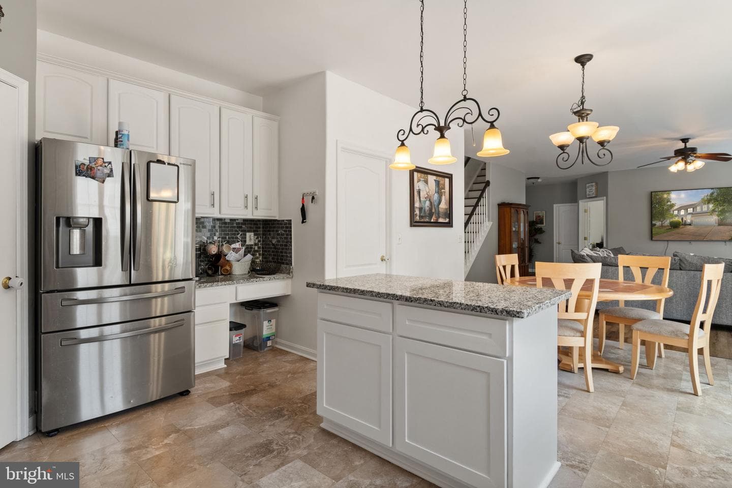 540 Greenbriar Drive photo 6