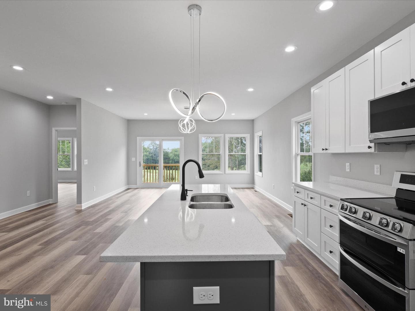 15477 Norman Road photo 10