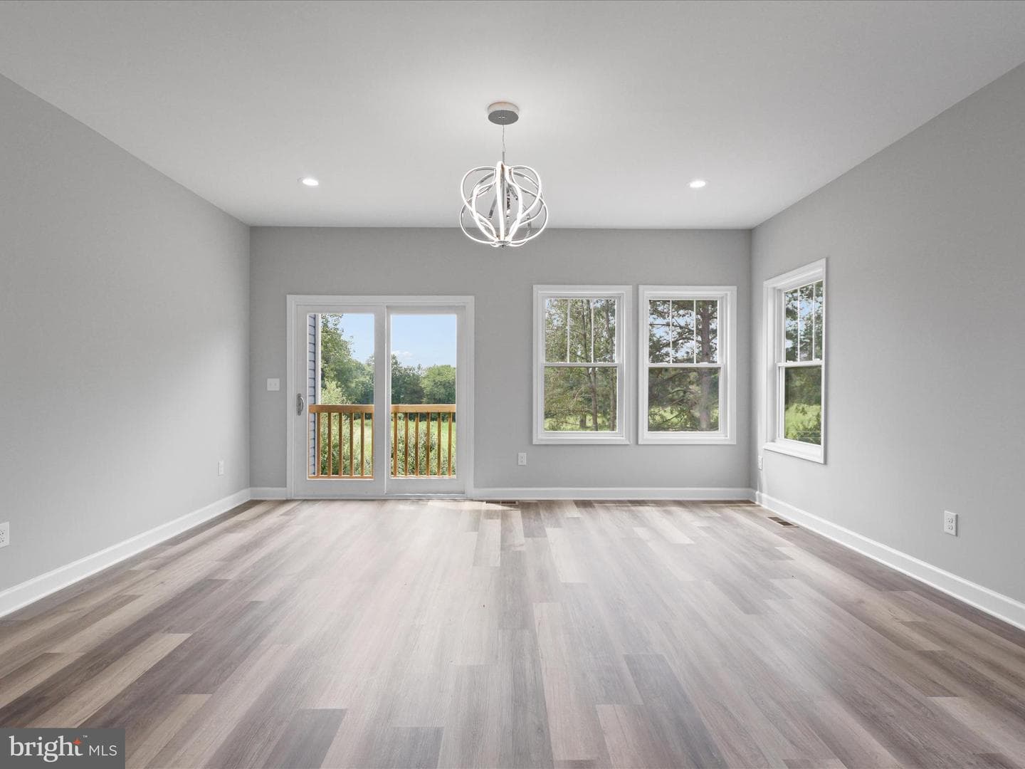 15477 Norman Road photo 28