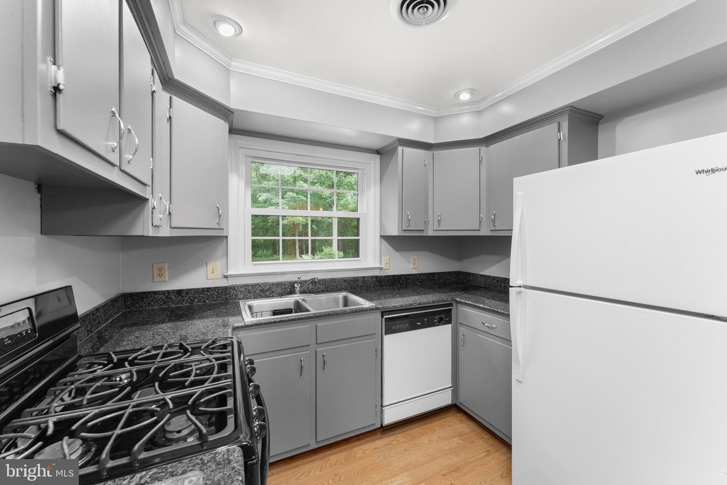 16437 Mountain Run Lane photo 8