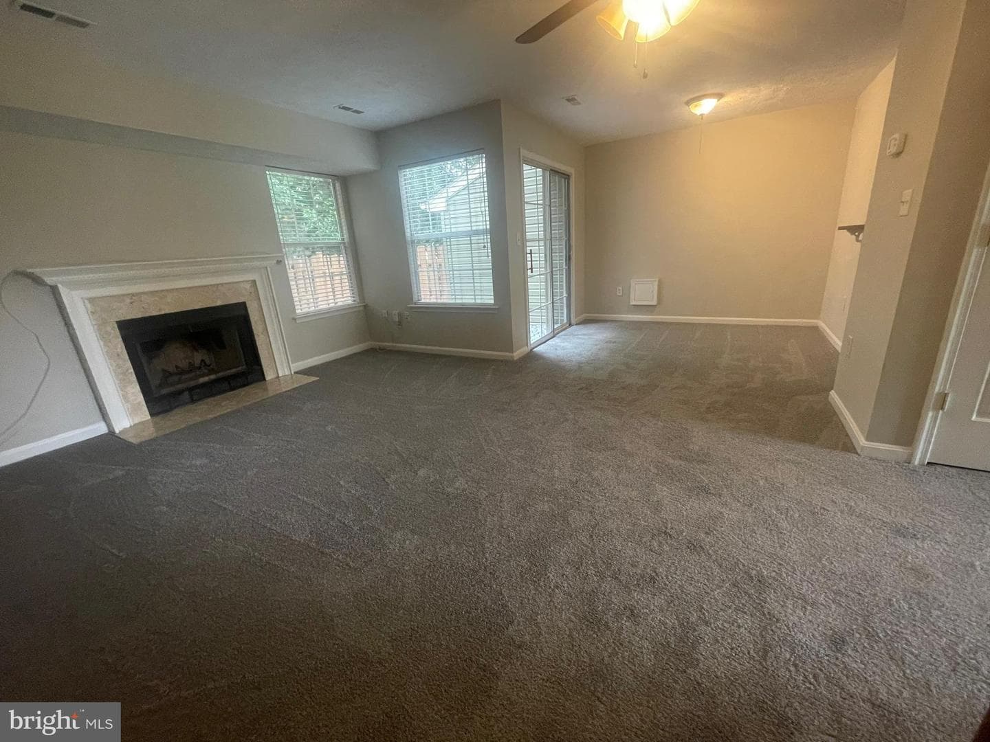 452 Cromwell Court photo 4