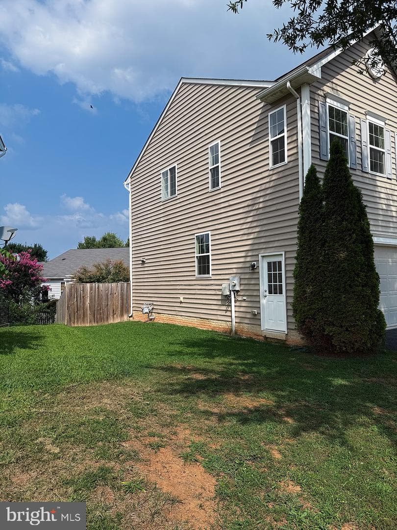 608 Hunters Rd photo 33