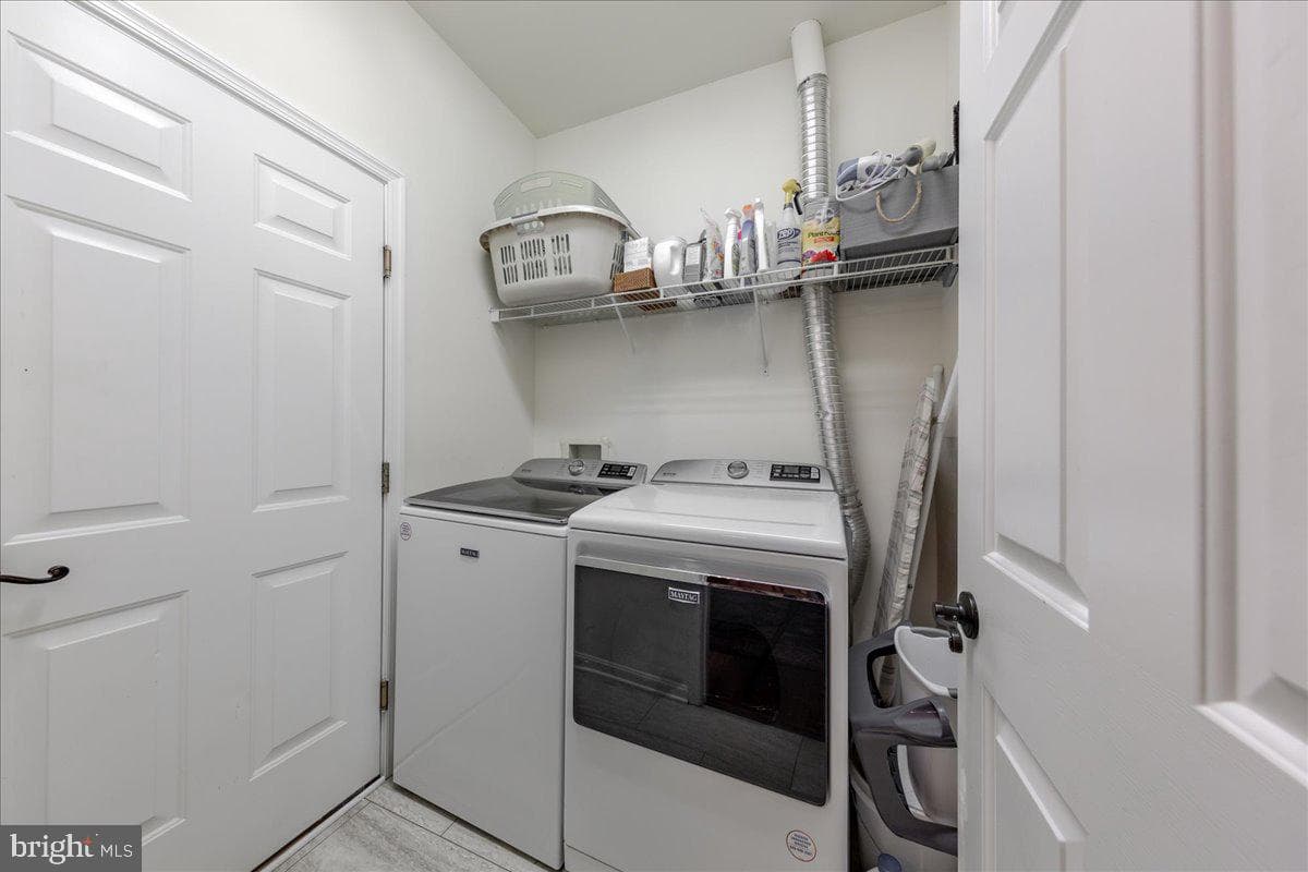 254 Whitworth Drive photo 17