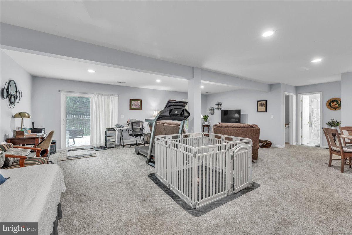254 Whitworth Drive photo 31