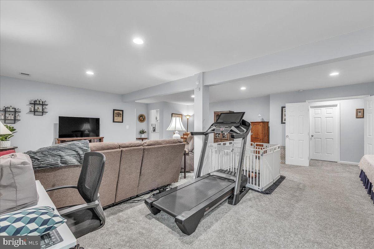 254 Whitworth Drive photo 32