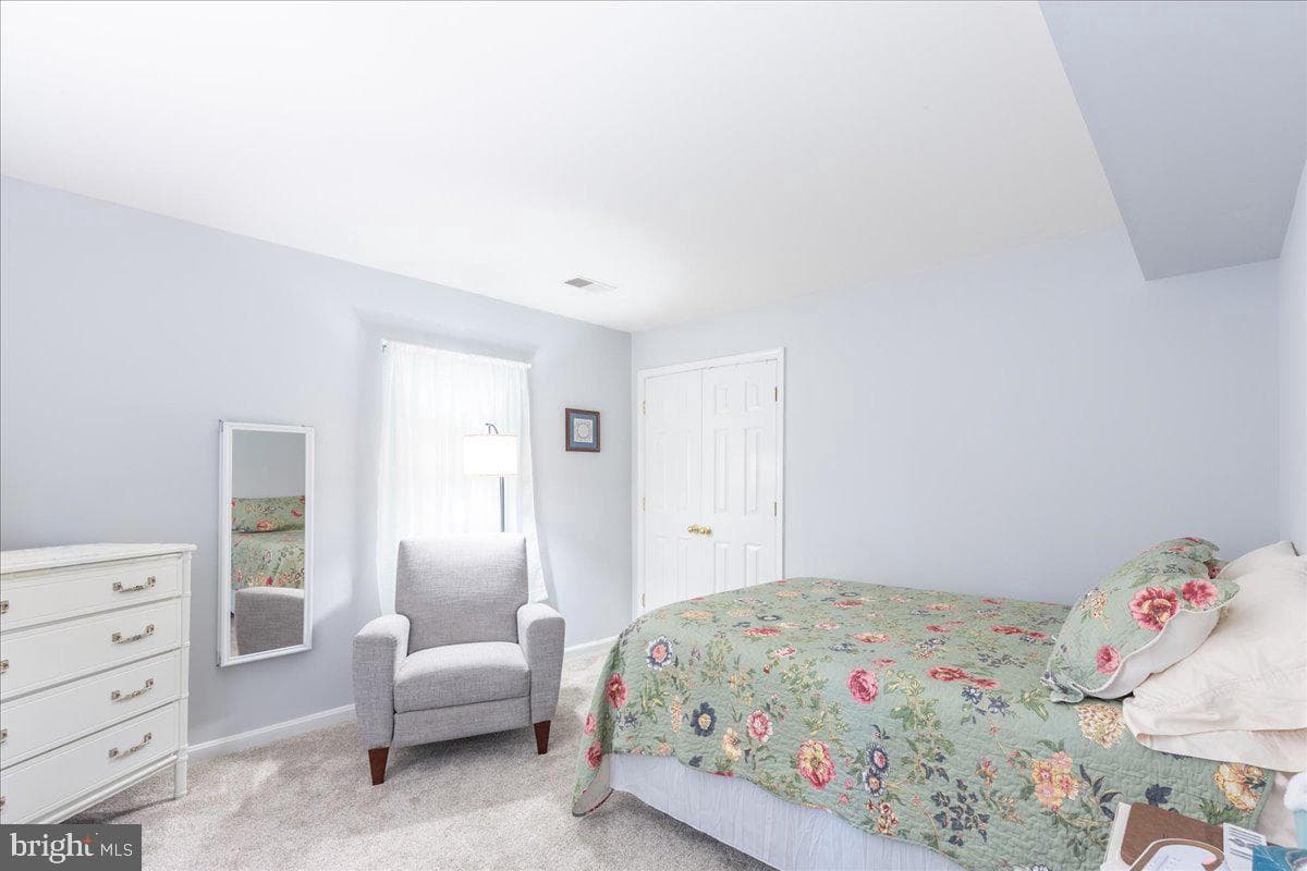 254 Whitworth Drive photo 33