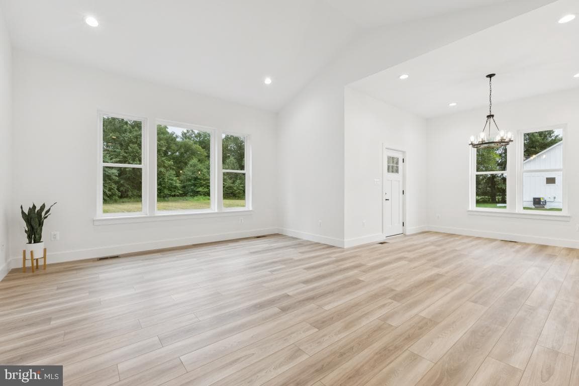 14057 Berry Hill Road photo 11