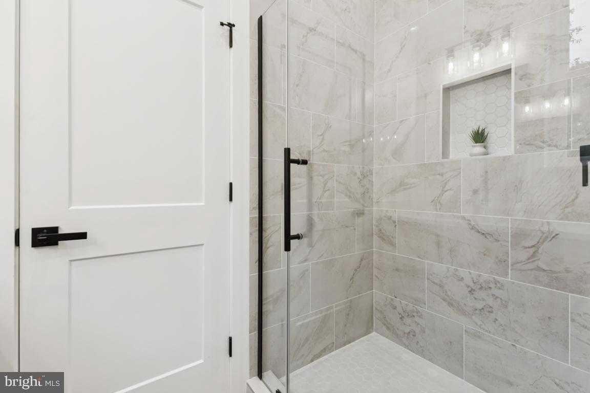 14057 Berry Hill Road photo 20