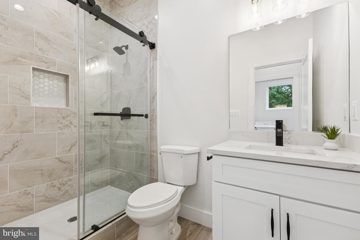 14057 Berry Hill Road photo 22