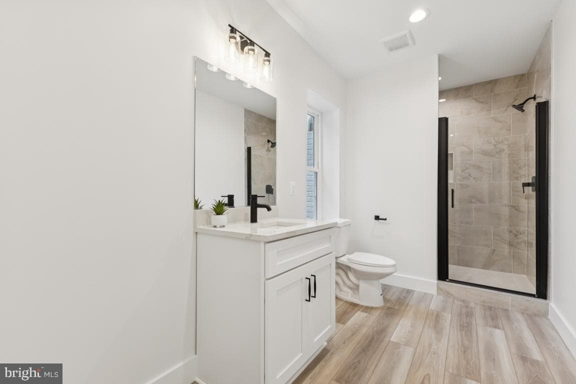 14057 Berry Hill Road photo 33