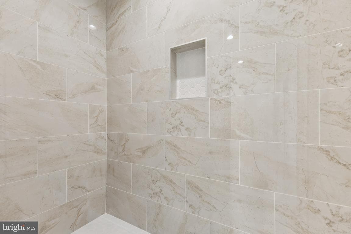 14057 Berry Hill Road photo 34