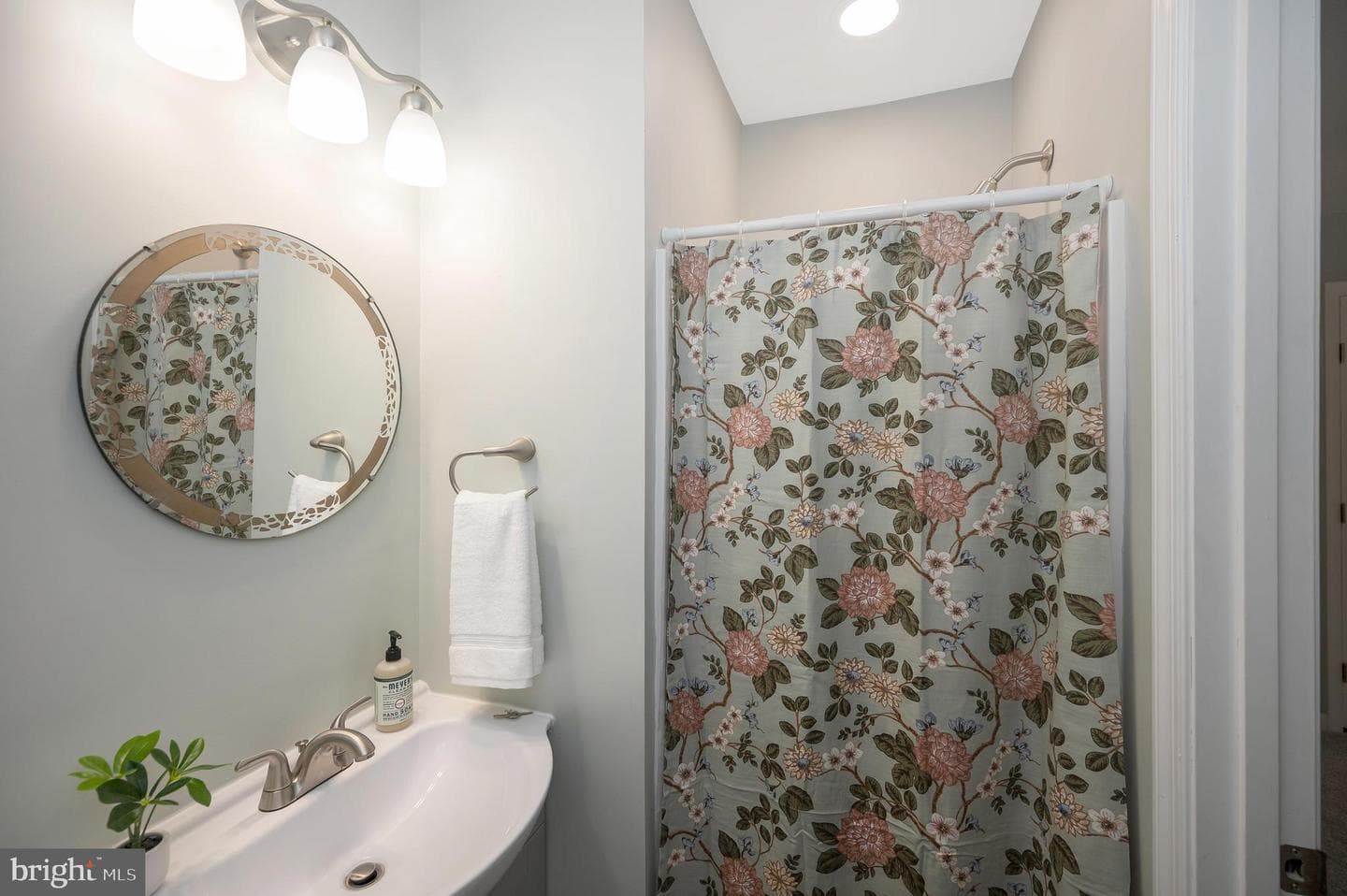 325 Elmwood Drive photo 44
