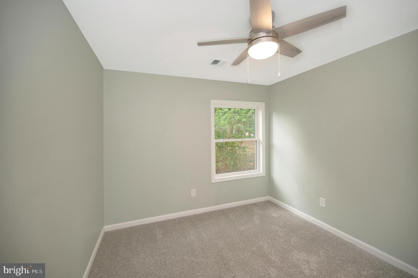 325 Elmwood Drive photo 49