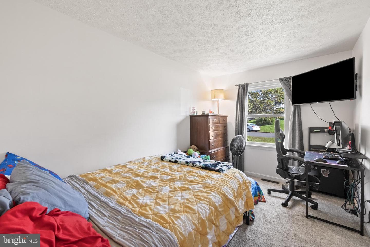 1568 Harrier Lane photo 12