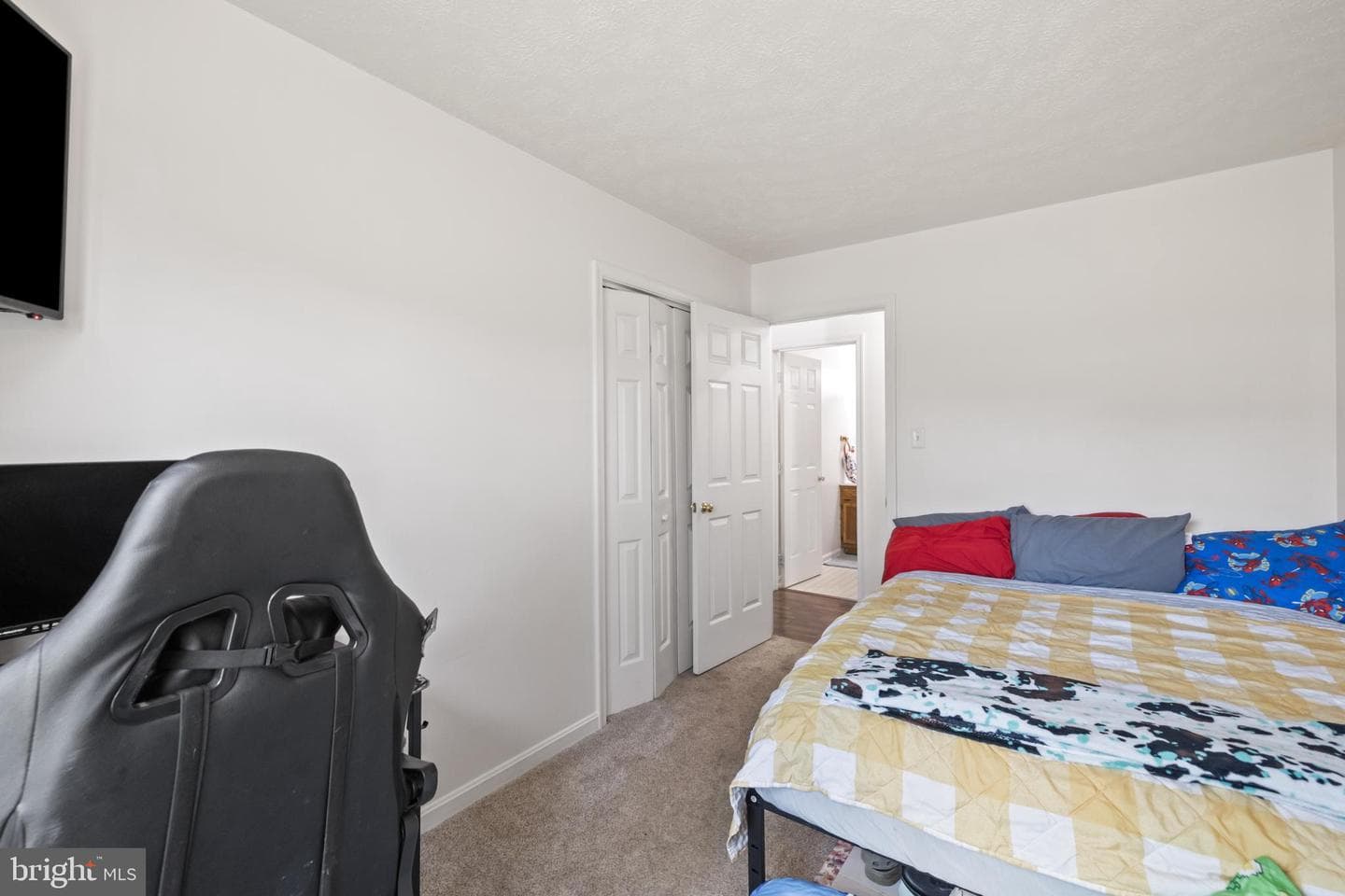 1568 Harrier Lane photo 13