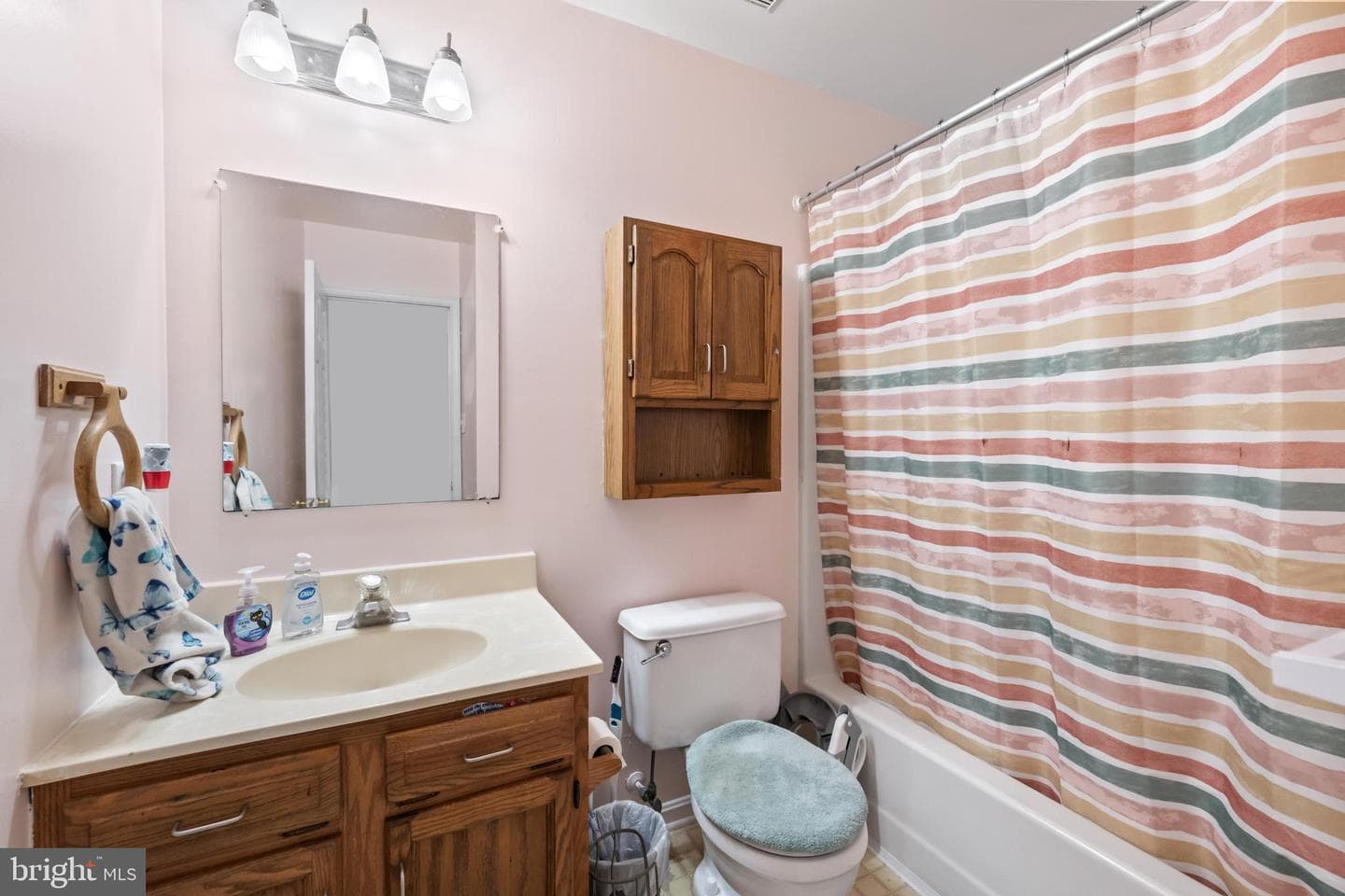 1568 Harrier Lane photo 14