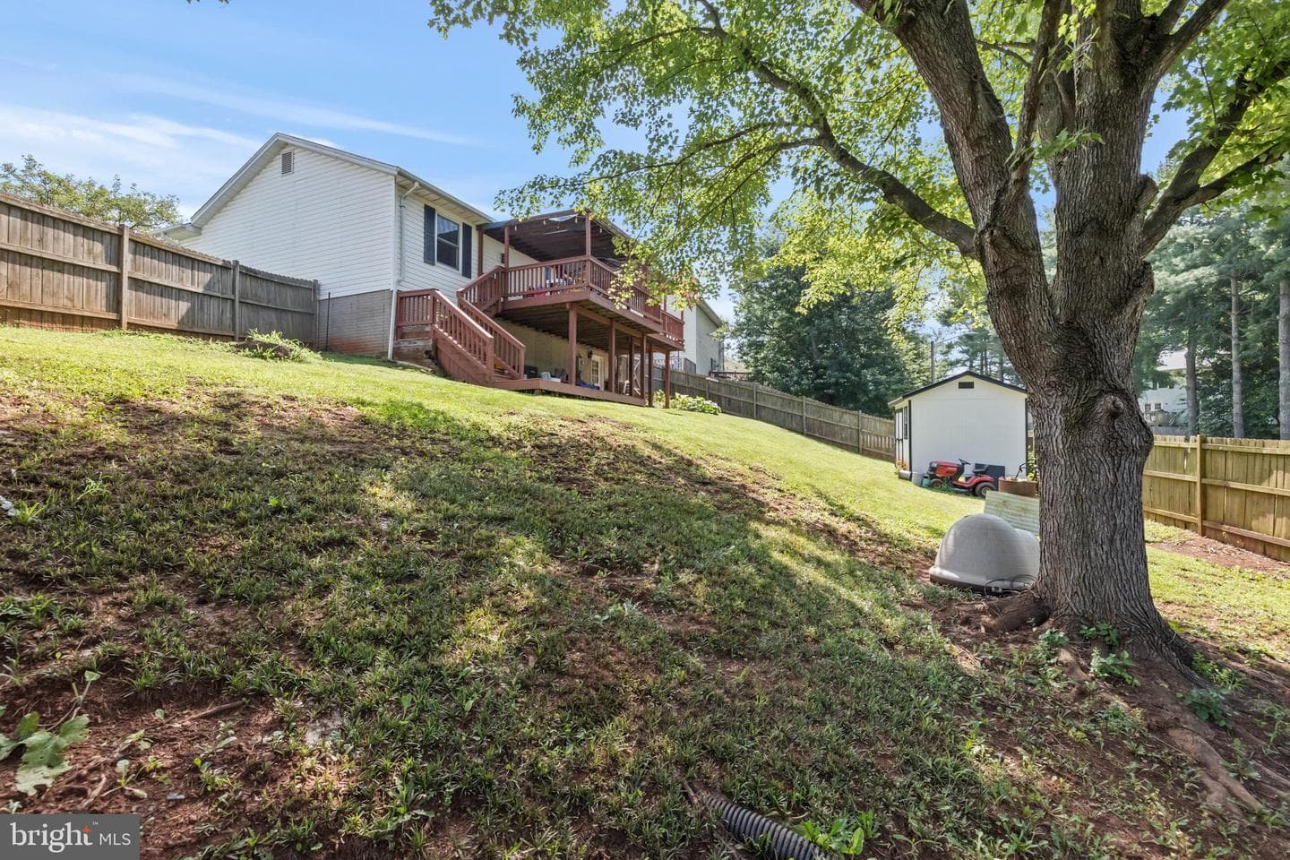1568 Harrier Lane photo 33